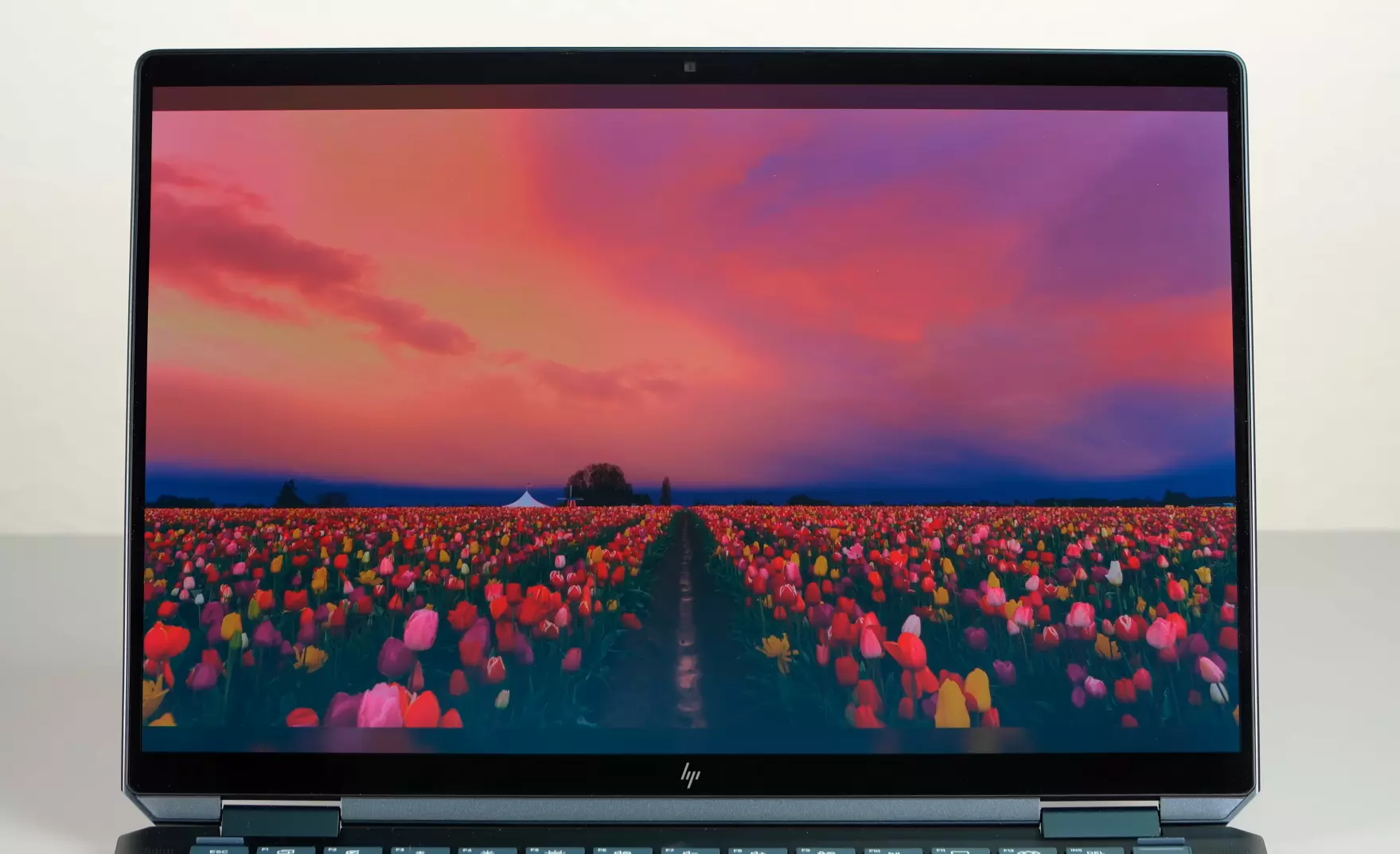 HP Spectre x360 14 recenzija: Odličan konvertibilni 2u1 laptop